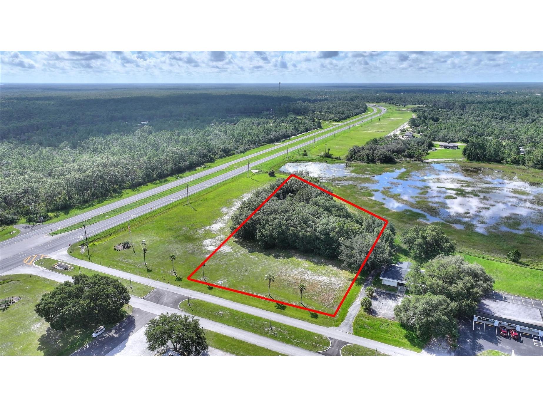 Deland Avenue Indian Lake Estates FL 33855 - LAKE WALK-IN-WATER & POND P4939202 image1