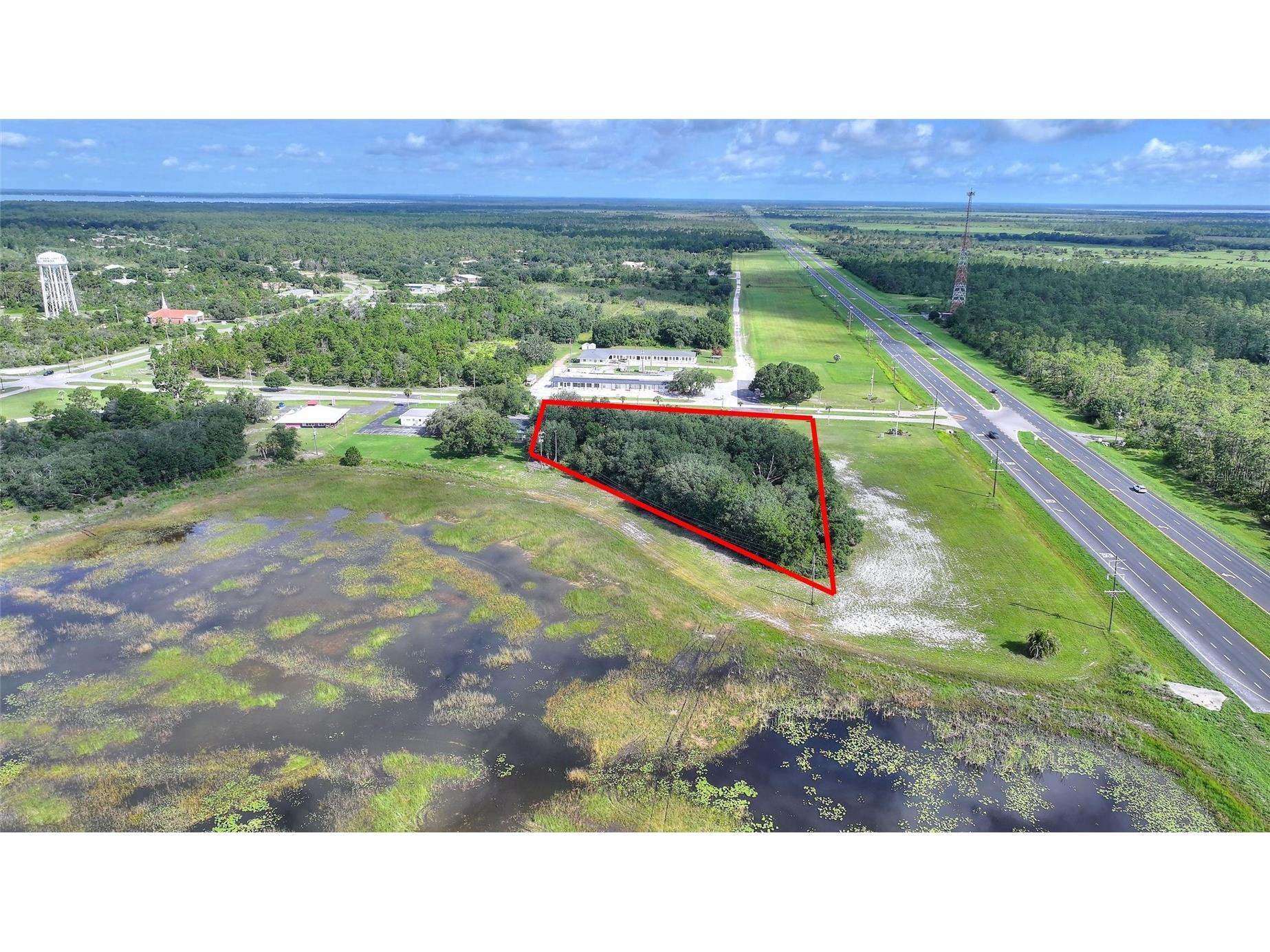 Deland Avenue Indian Lake Estates FL 33855 - LAKE WALK-IN-WATER & POND P4939202 image4