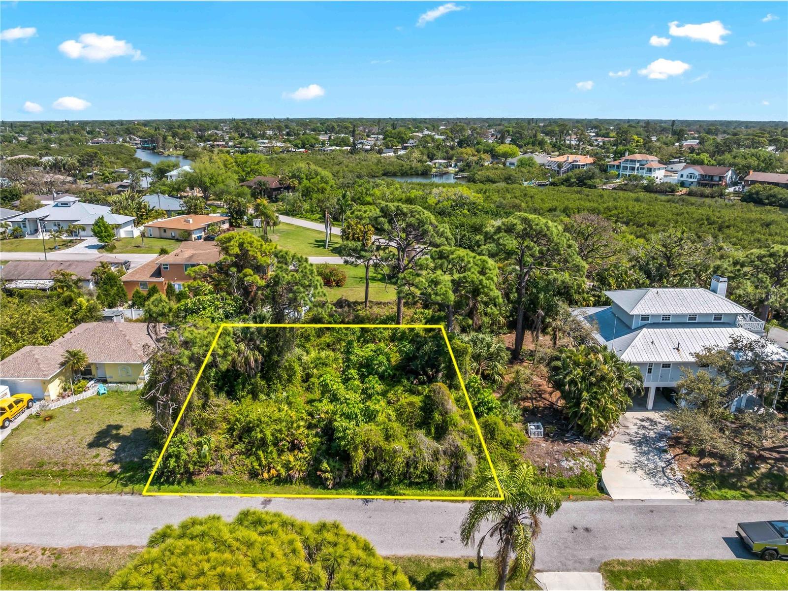 Devon Road Venice FL 34293 N6143690 image3