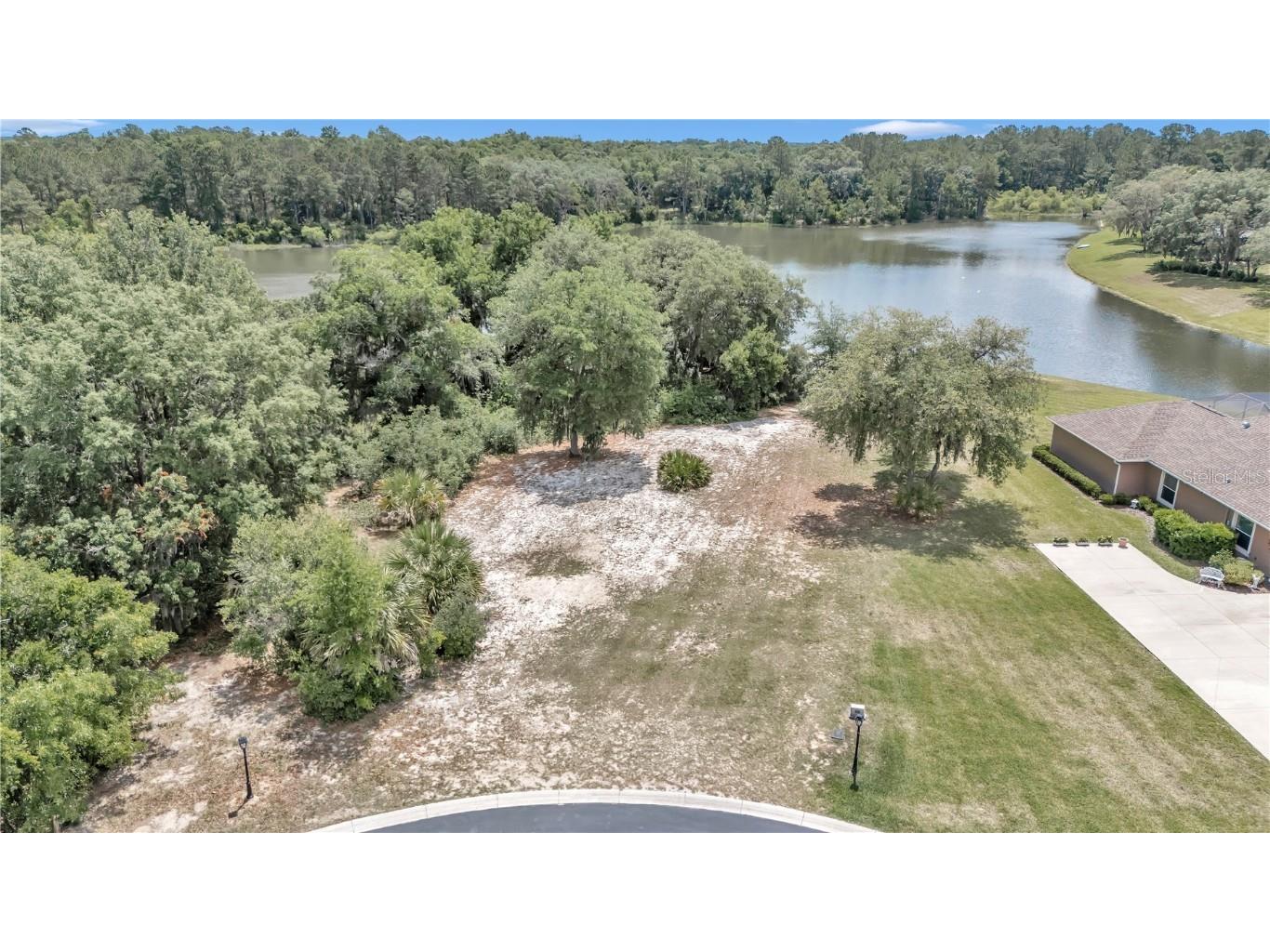 Diamond Island Ave Ocala FL 34472 - LAKE DIAMOND OM677519 image9