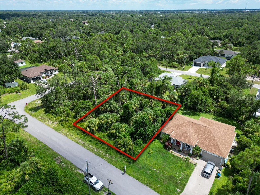 Donahue Avenue North Port FL 34288 A4662999 image1