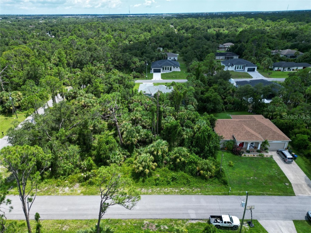 Donahue Avenue North Port FL 34288 A4662999 image4