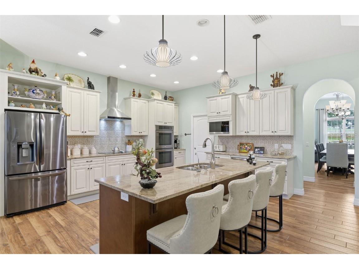  Dade City FL 33523 W7880942 image11