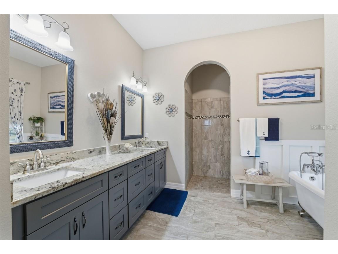  Dade City FL 33523 W7880942 image18