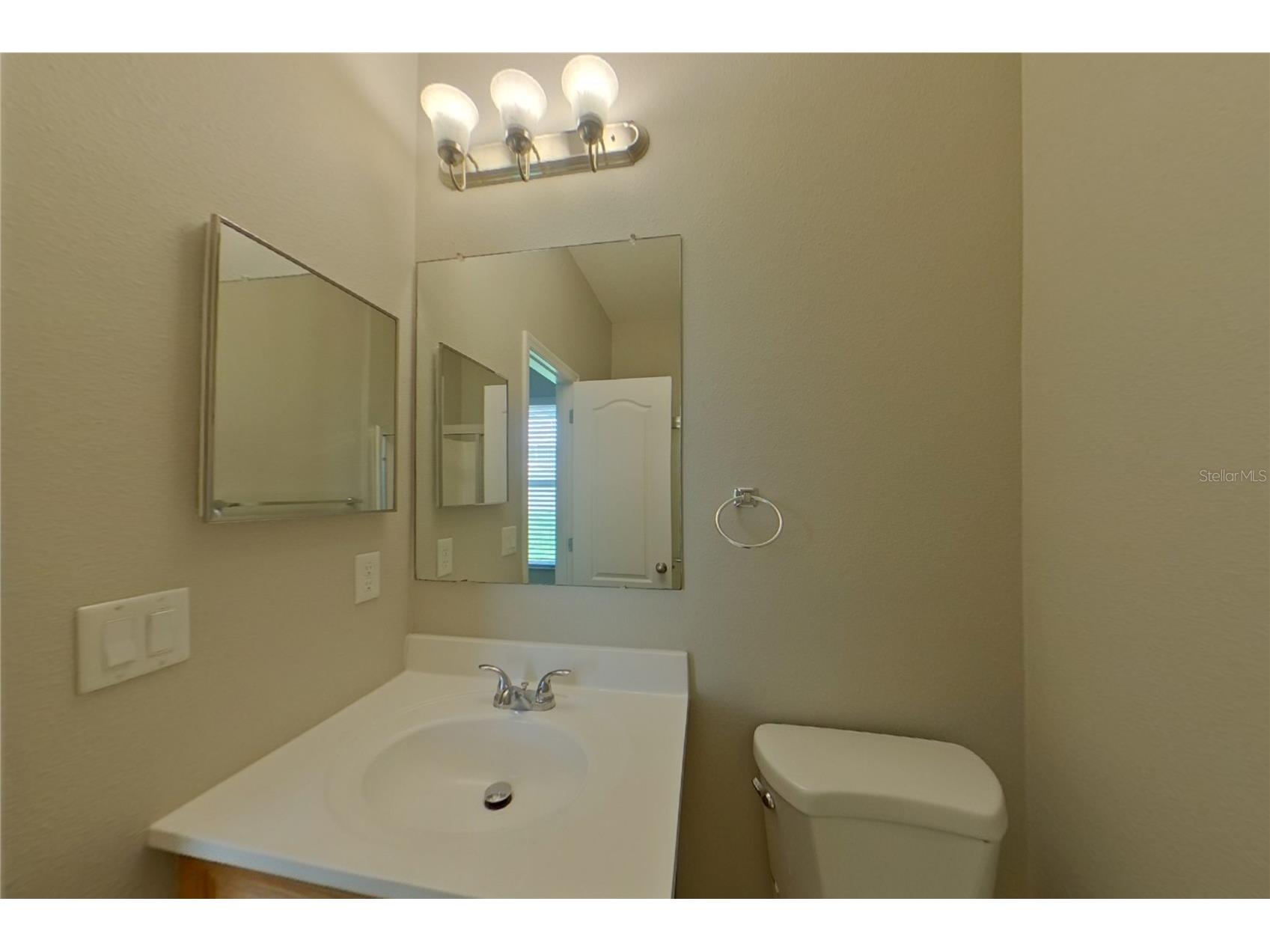  Dade City FL 33525 O6420139 image8