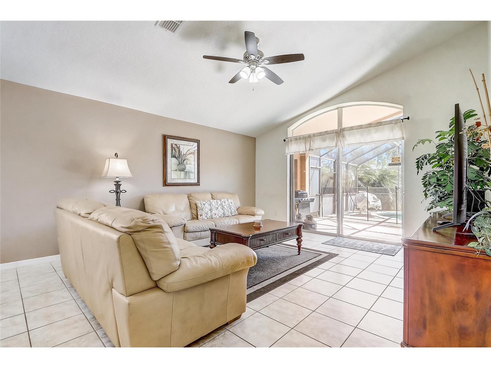  Davenport FL 33837 O6311521 image14