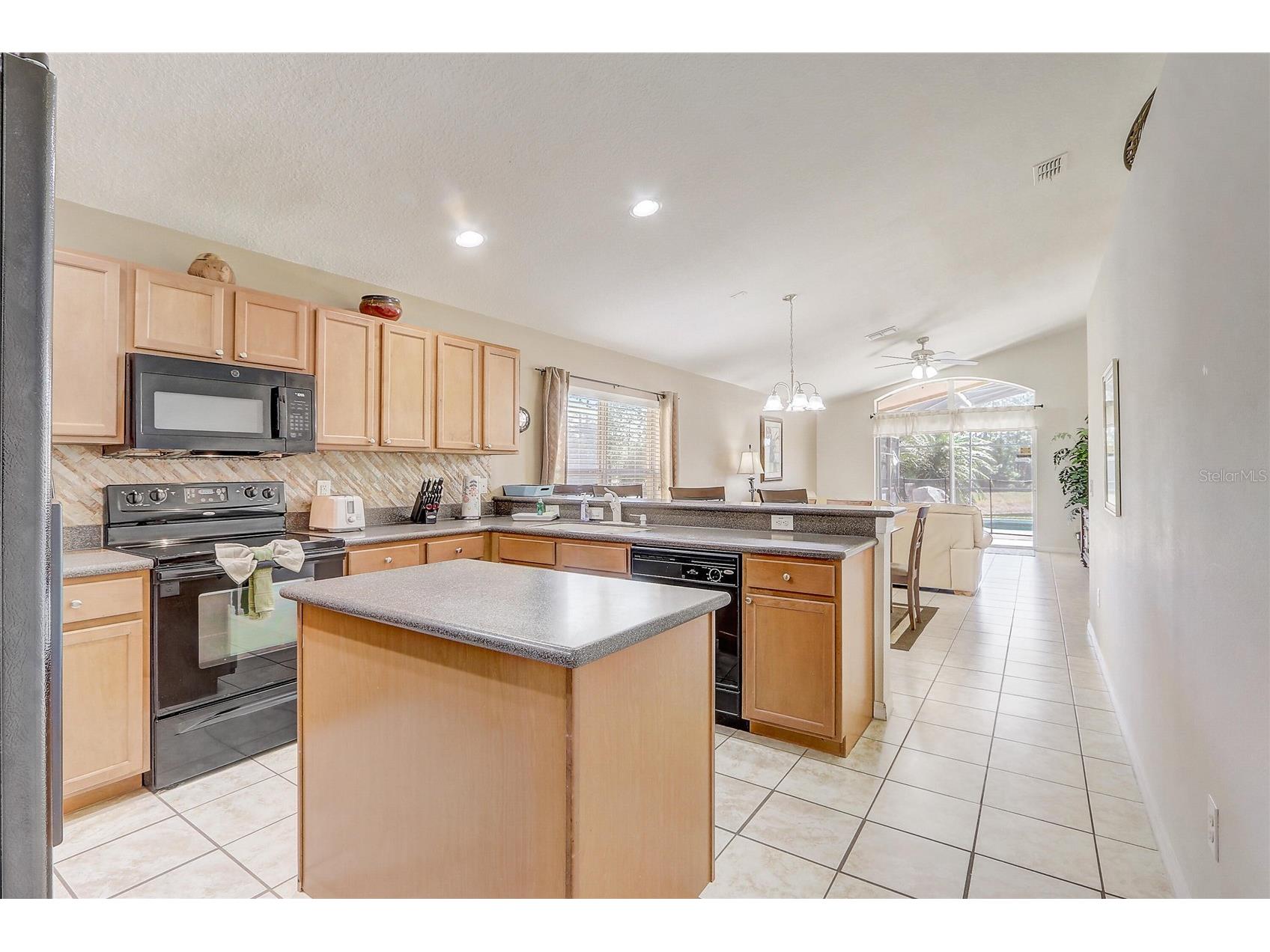 Davenport FL 33837 O6311521 image9