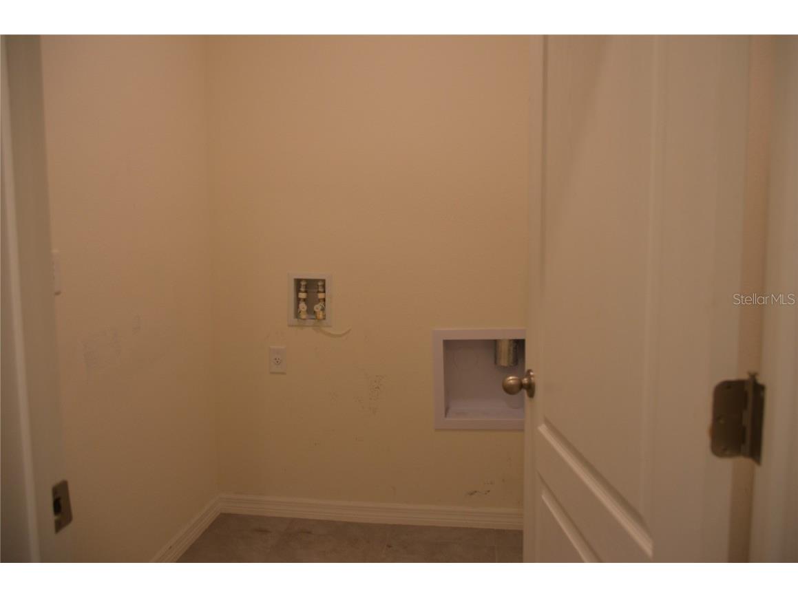  Davenport FL 33837 O6312607 image15