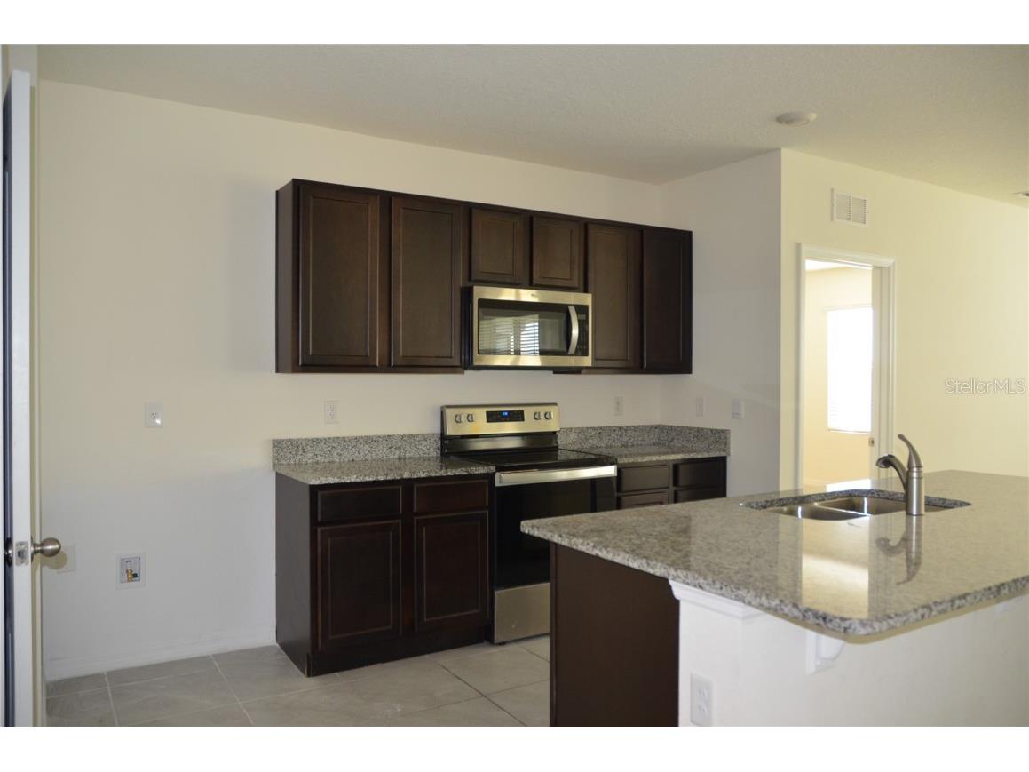  Davenport FL 33837 O6312607 image9