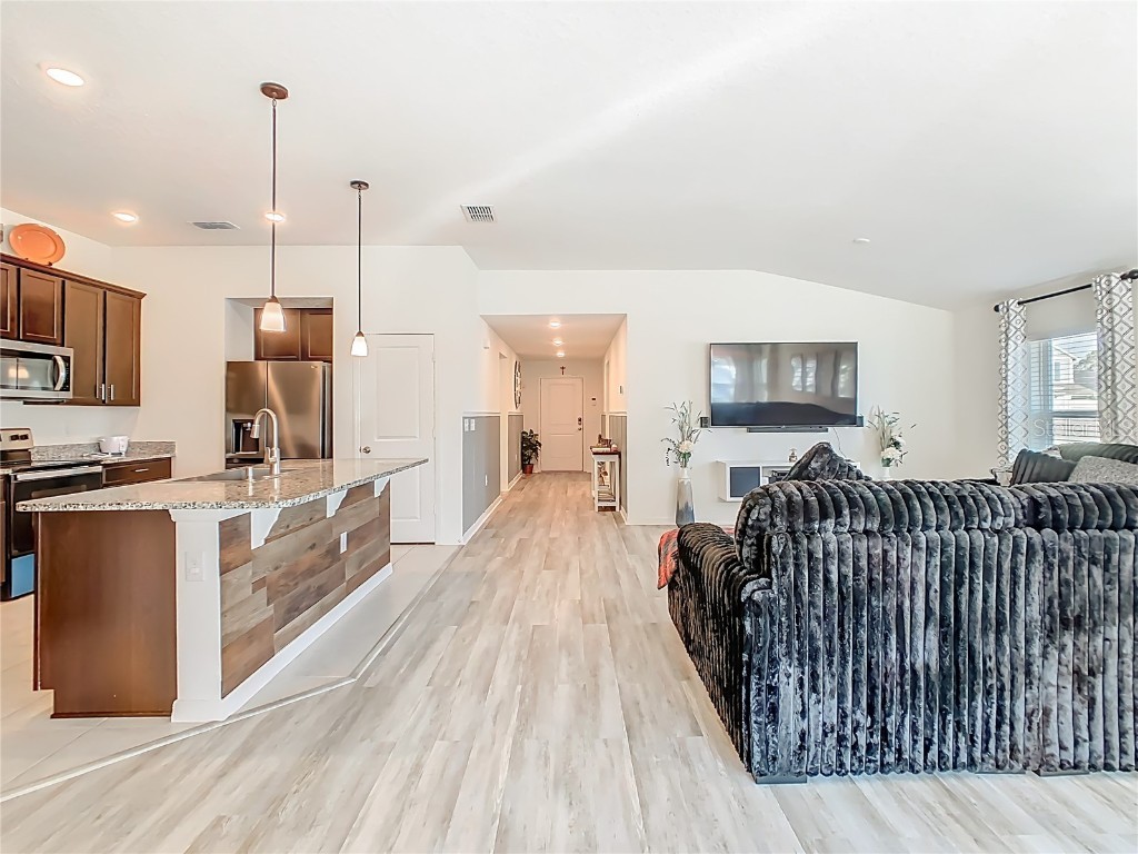  Davenport FL 33896 S5139341 image13