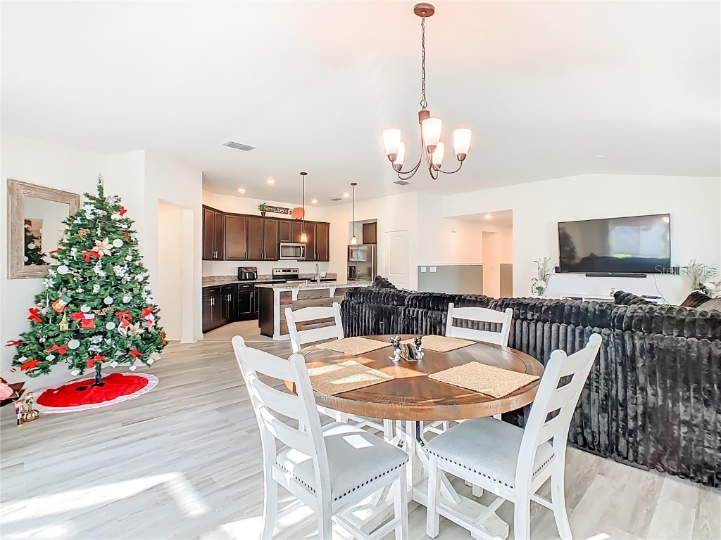  Davenport FL 33896 S5139341 image14