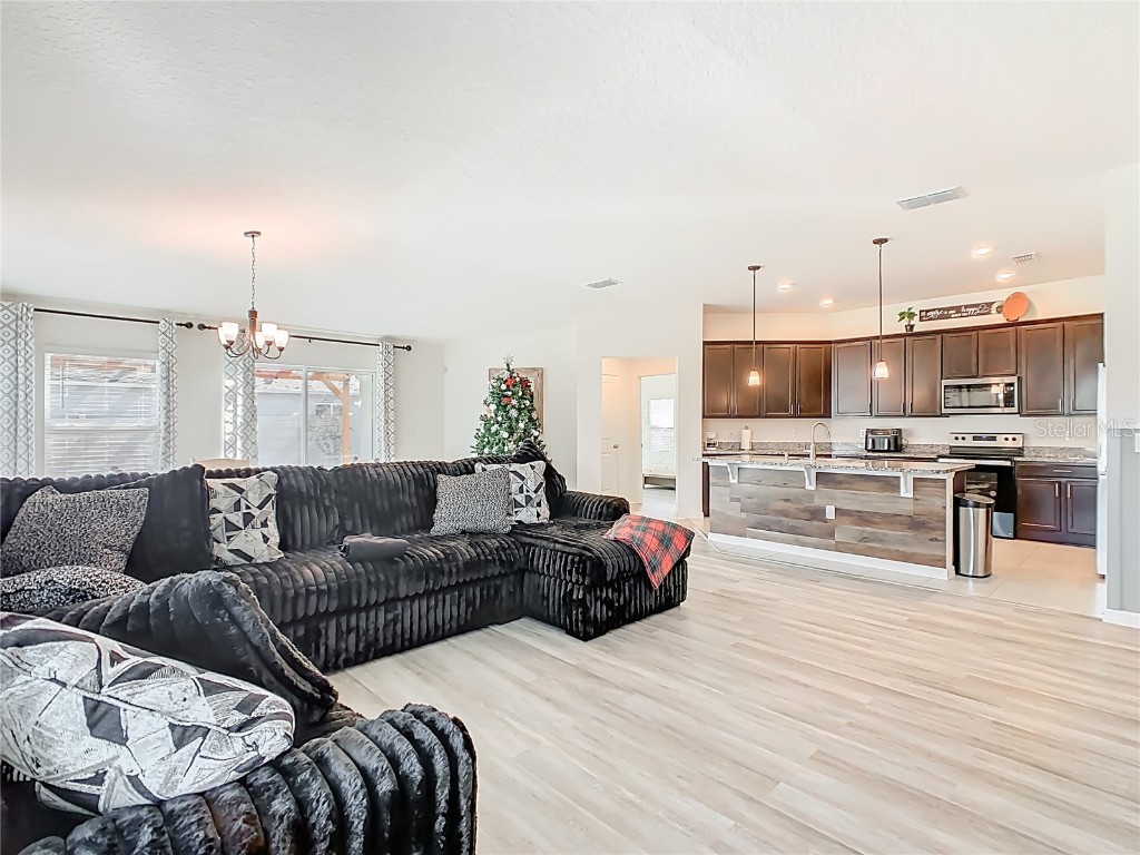  Davenport FL 33896 S5139341 image5