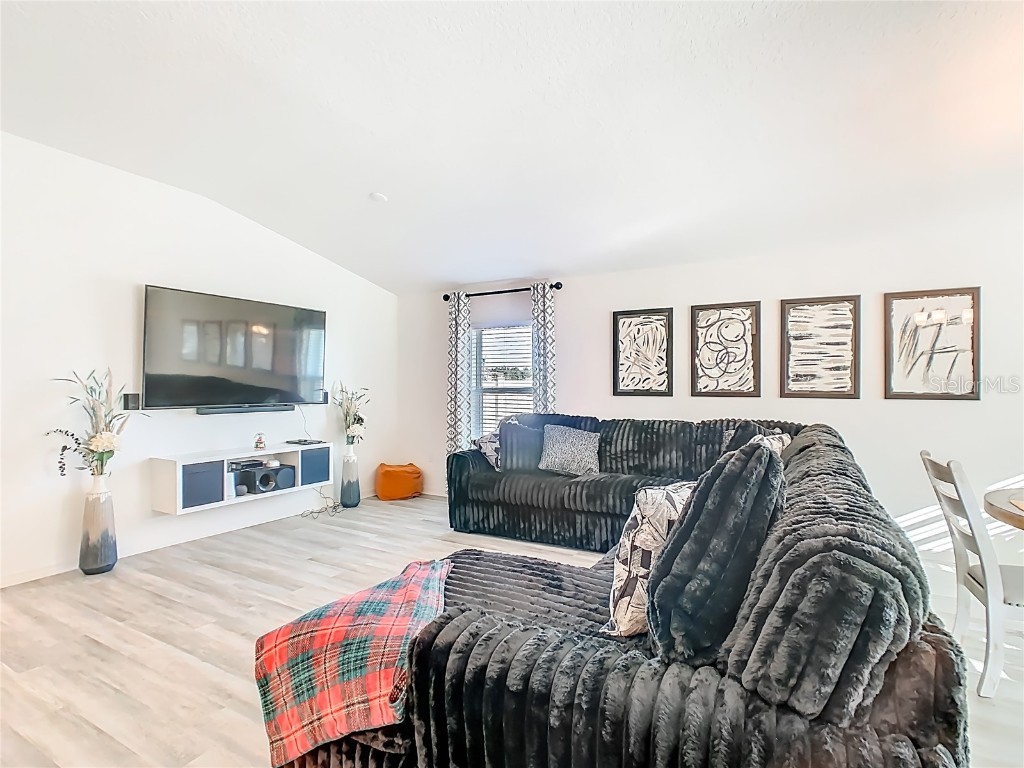  Davenport FL 33896 S5139341 image6