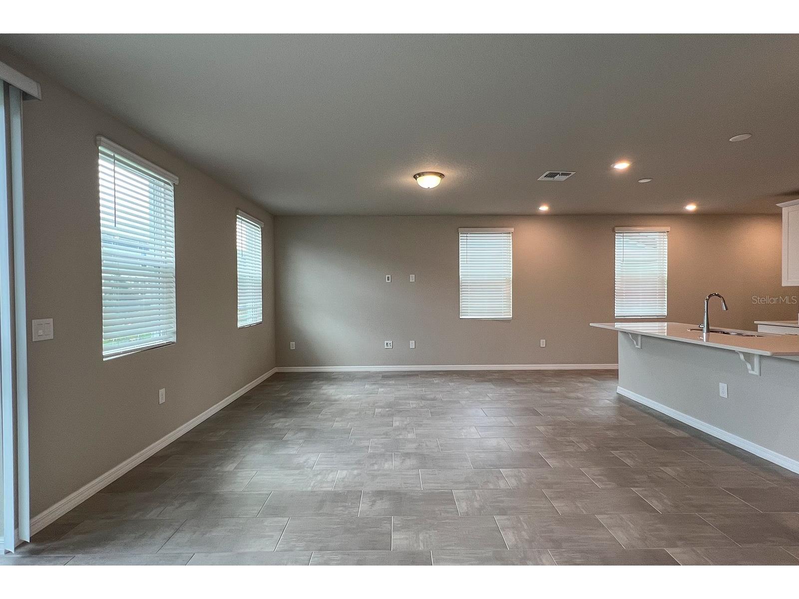  Davenport FL 33896 S5144593 image11