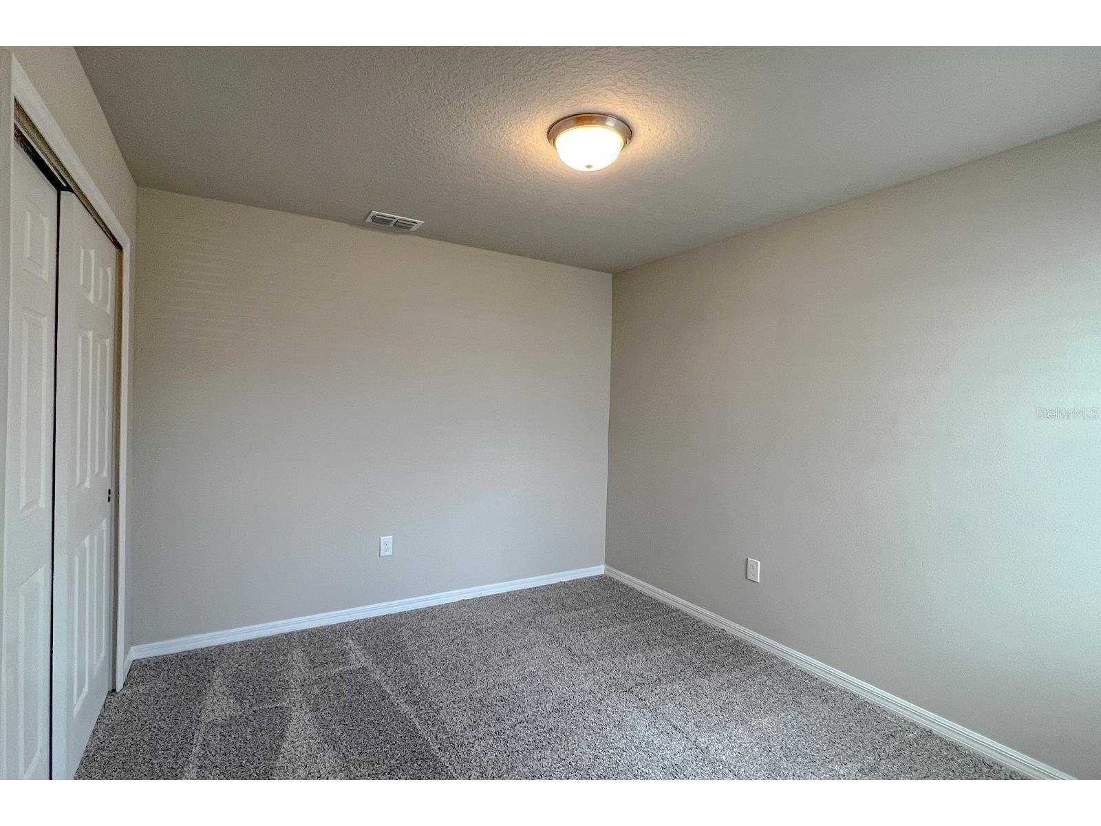  Davenport FL 33896 S5144593 image32