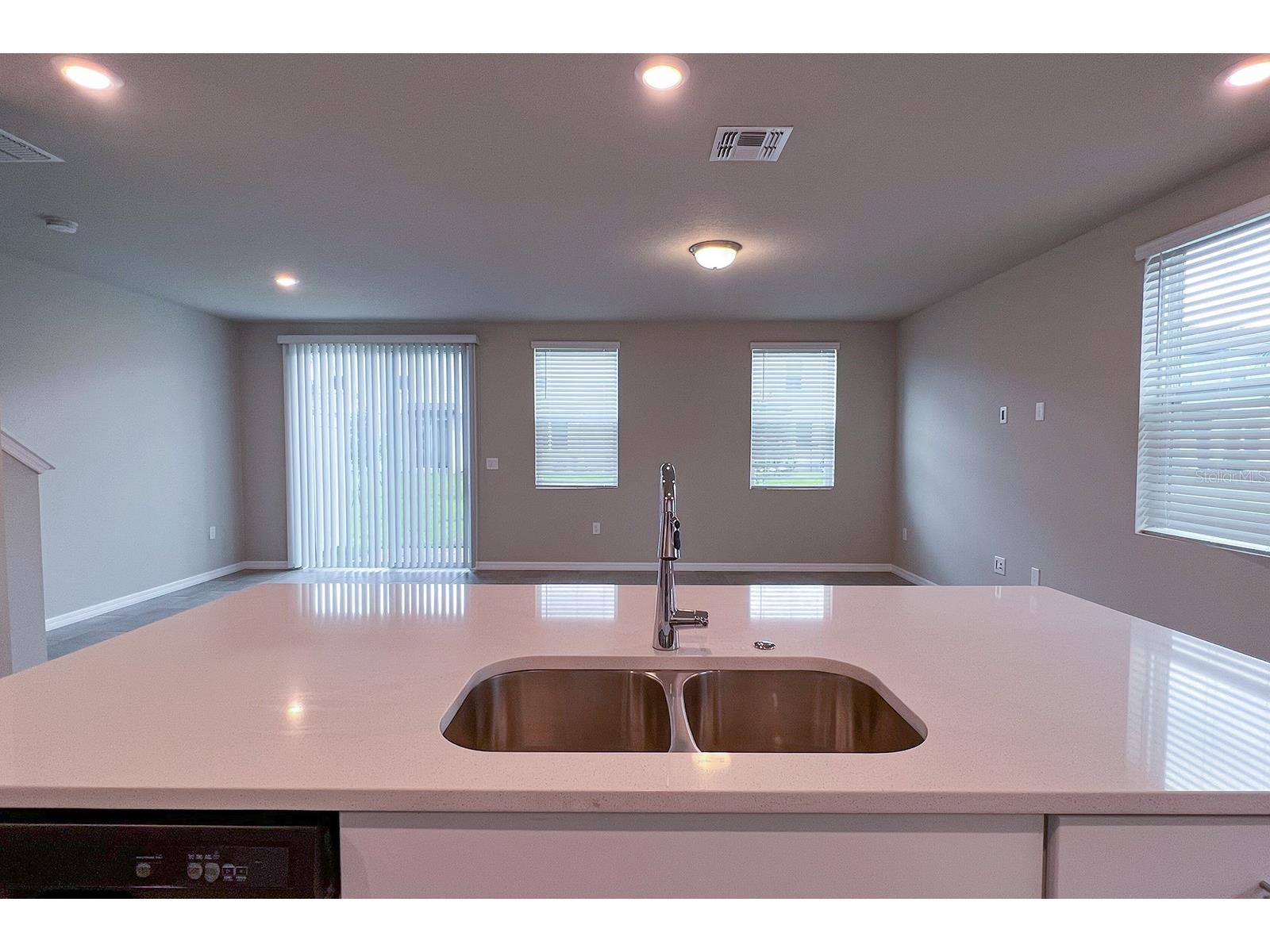 Davenport FL 33896 S5144593 image9