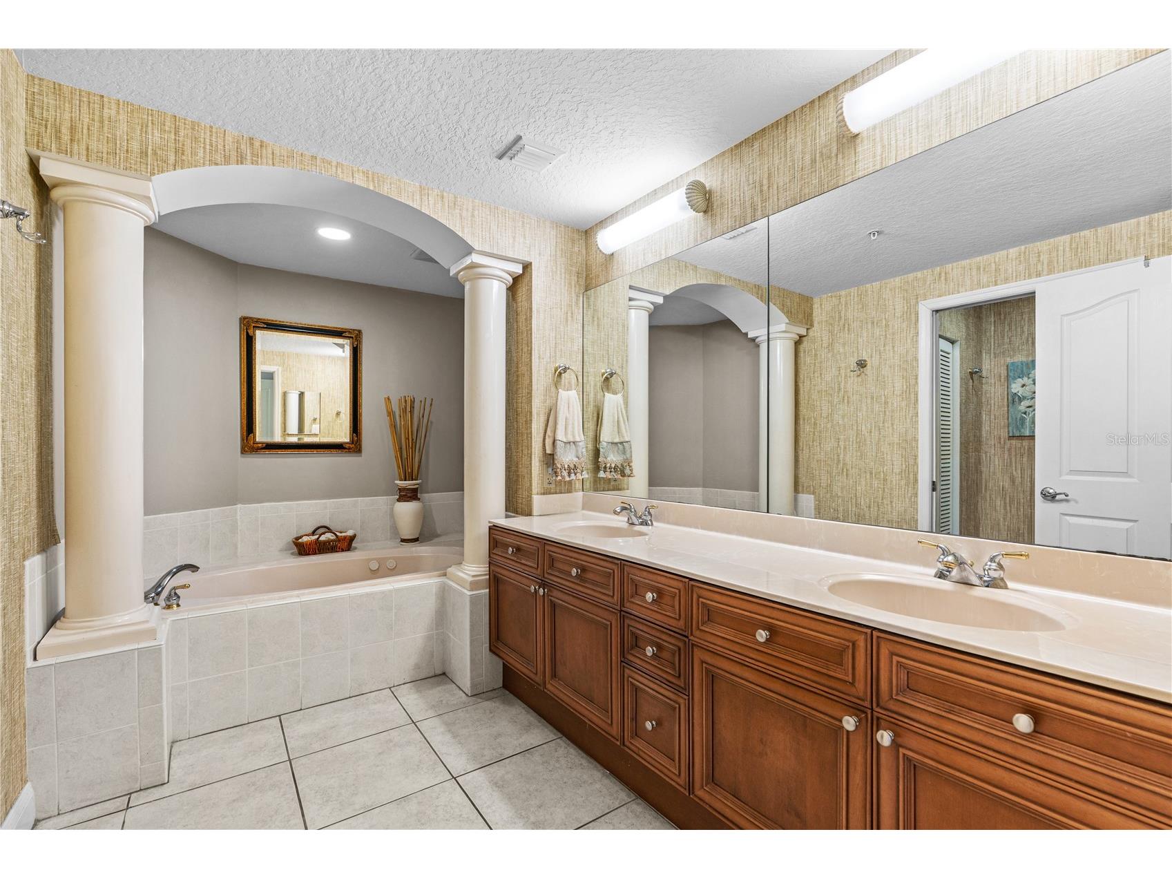 2300 N Atlantic Avenue #101 Daytona Beach FL 32118 FC316826 image51