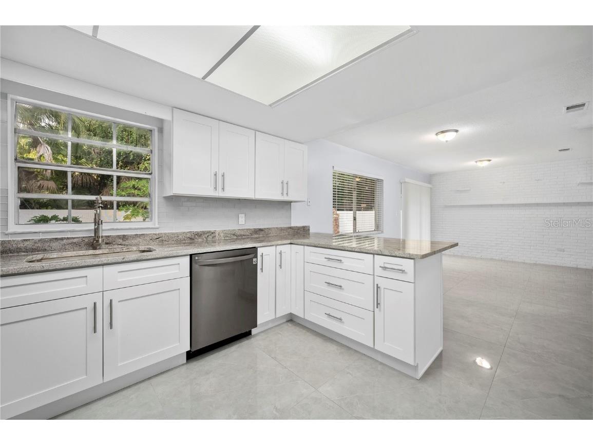  Daytona Beach FL 32119 V4945528 image15