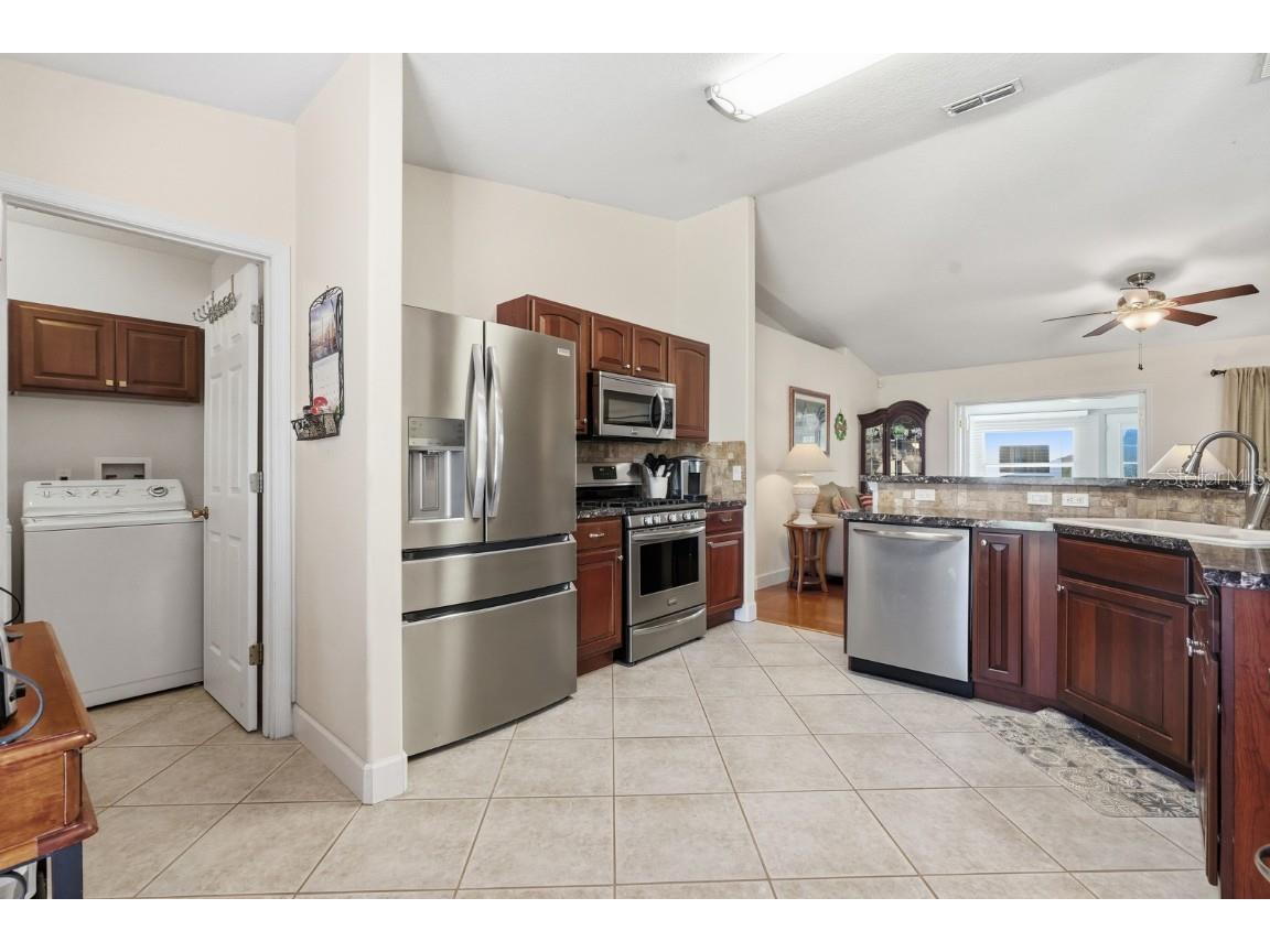  Deltona FL 32725 V4945337 image18