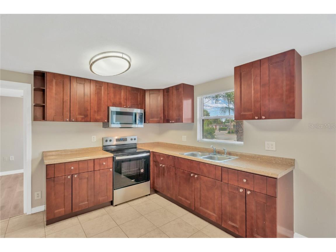 559 Norfolk Street Dunedin FL 34698 TB8458673 image7