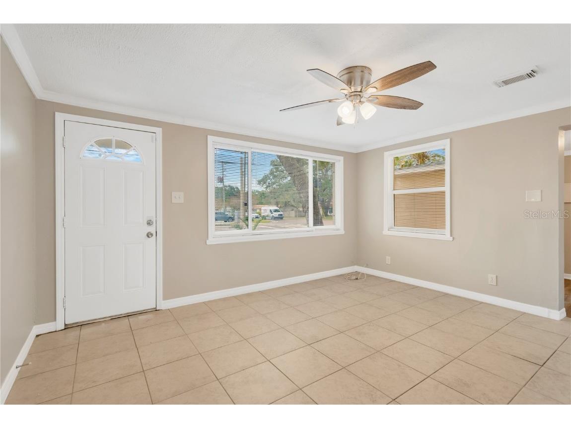 559 Norfolk Street Dunedin FL 34698 TB8458673 image8
