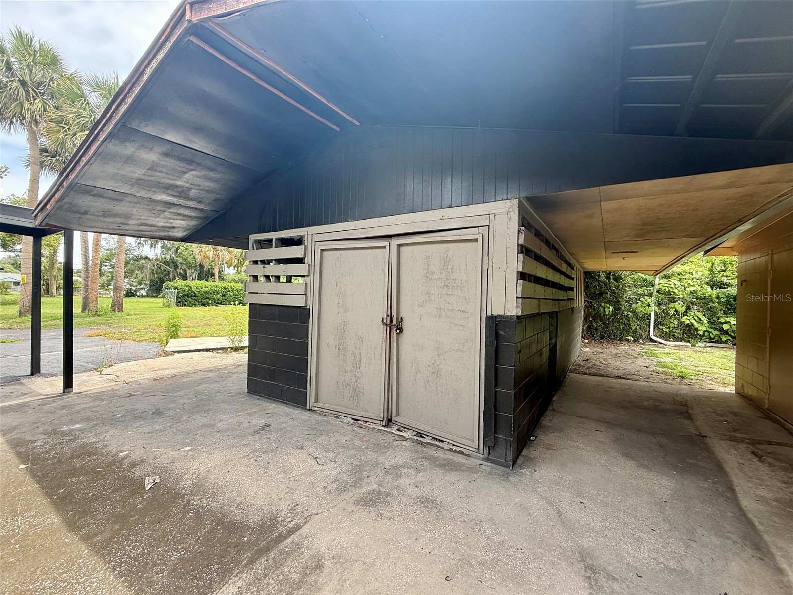 E Bates Avenue Eustis FL 32726 G5112939 image2