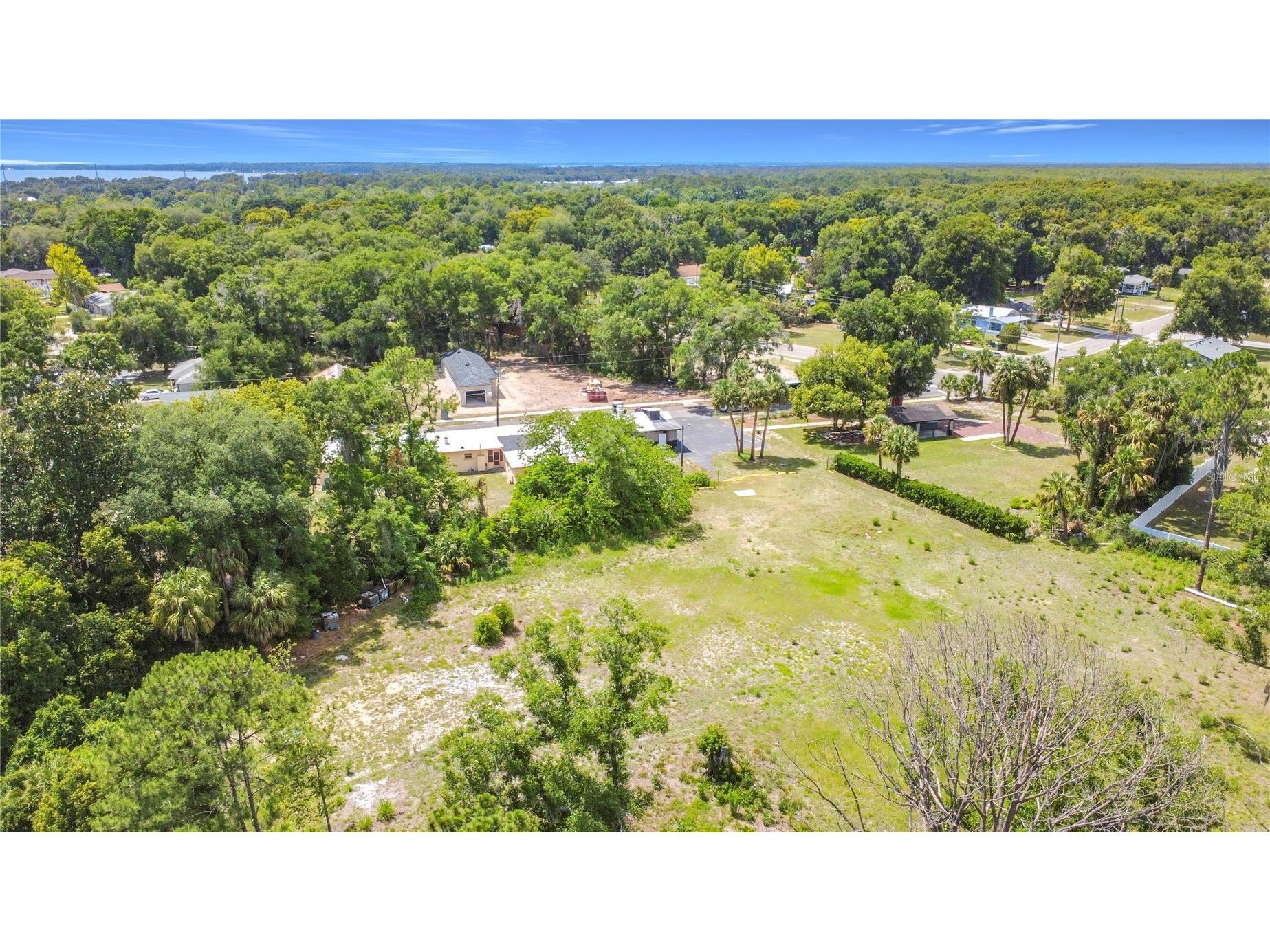 E Bates Avenue Eustis FL 32726 G5112939 image29