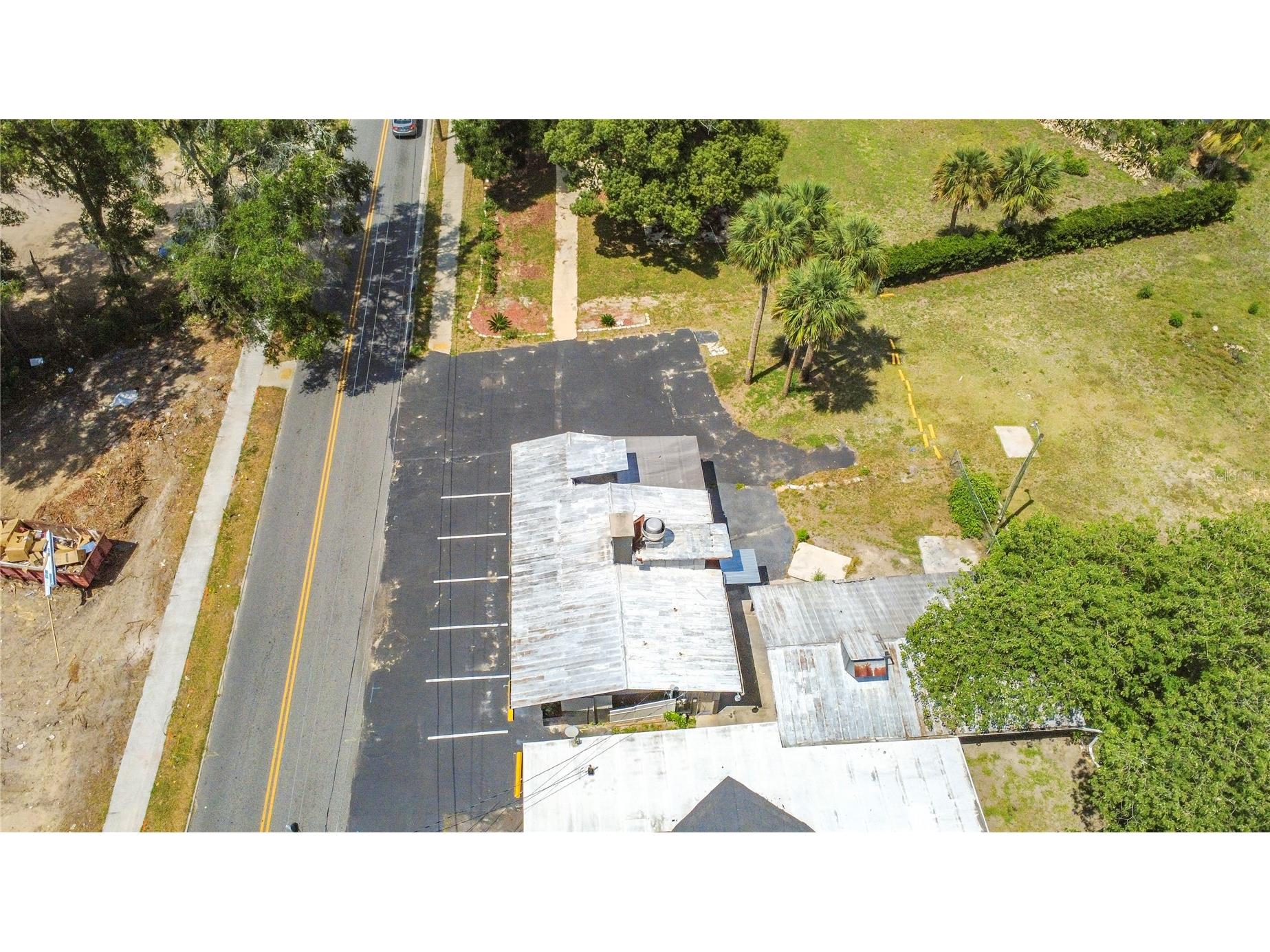 E Bates Avenue Eustis FL 32726 G5112939 image31