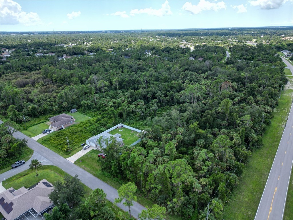 Edwin Avenue North Port FL 34288 A4662996 image3