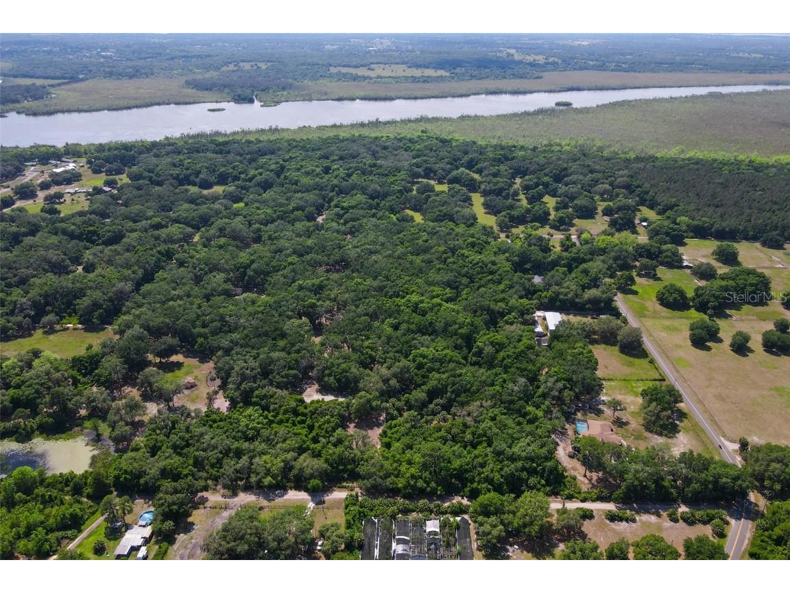 Emeralda Island Road Leesburg FL 34788 G5080852 image7