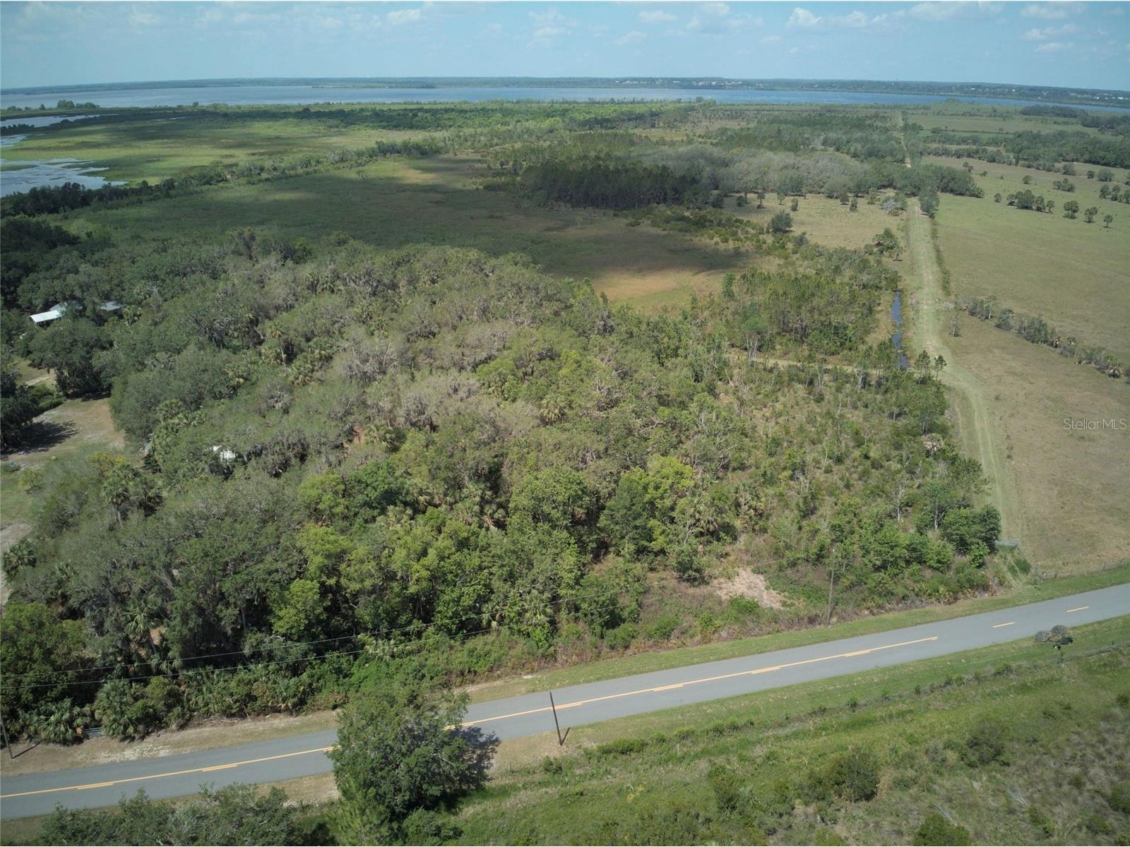 Emeralda Island Road Leesburg FL 34788 TB8385244 image1