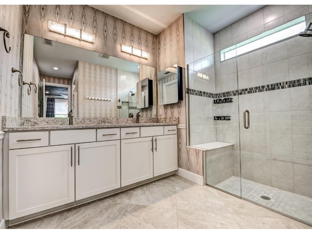  Englewood FL 34223 A4674199 image25