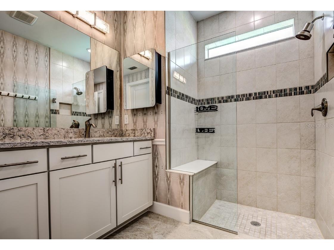  Englewood FL 34223 A4674199 image8