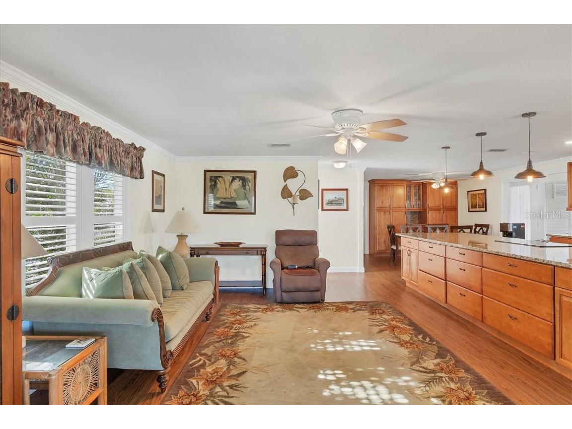  Englewood FL 34223 D6139511 image10