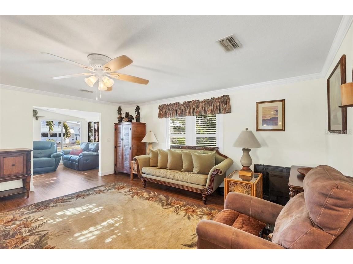  Englewood FL 34223 D6139511 image12