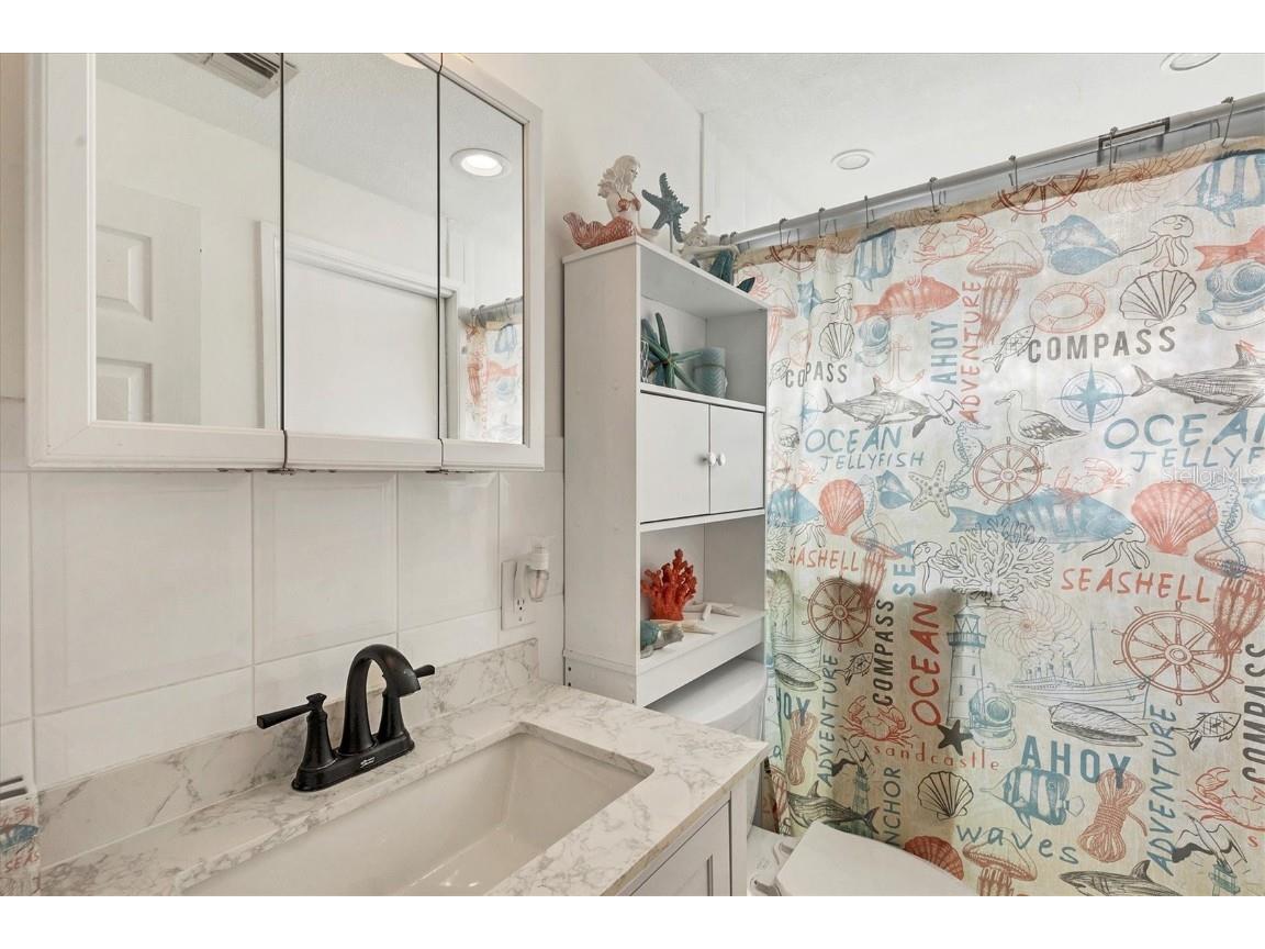  Englewood FL 34223 D6139511 image26