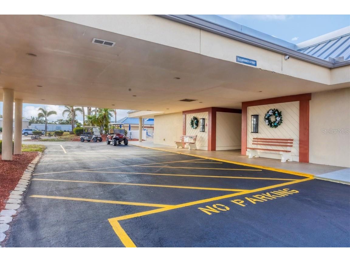  Englewood FL 34223 D6139511 image37