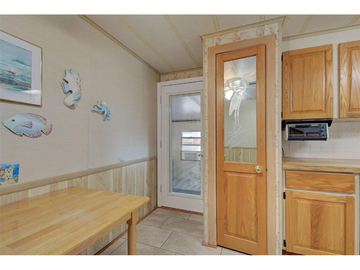 141 N Fiji Circle Englewood FL 34223 D6142219 image7