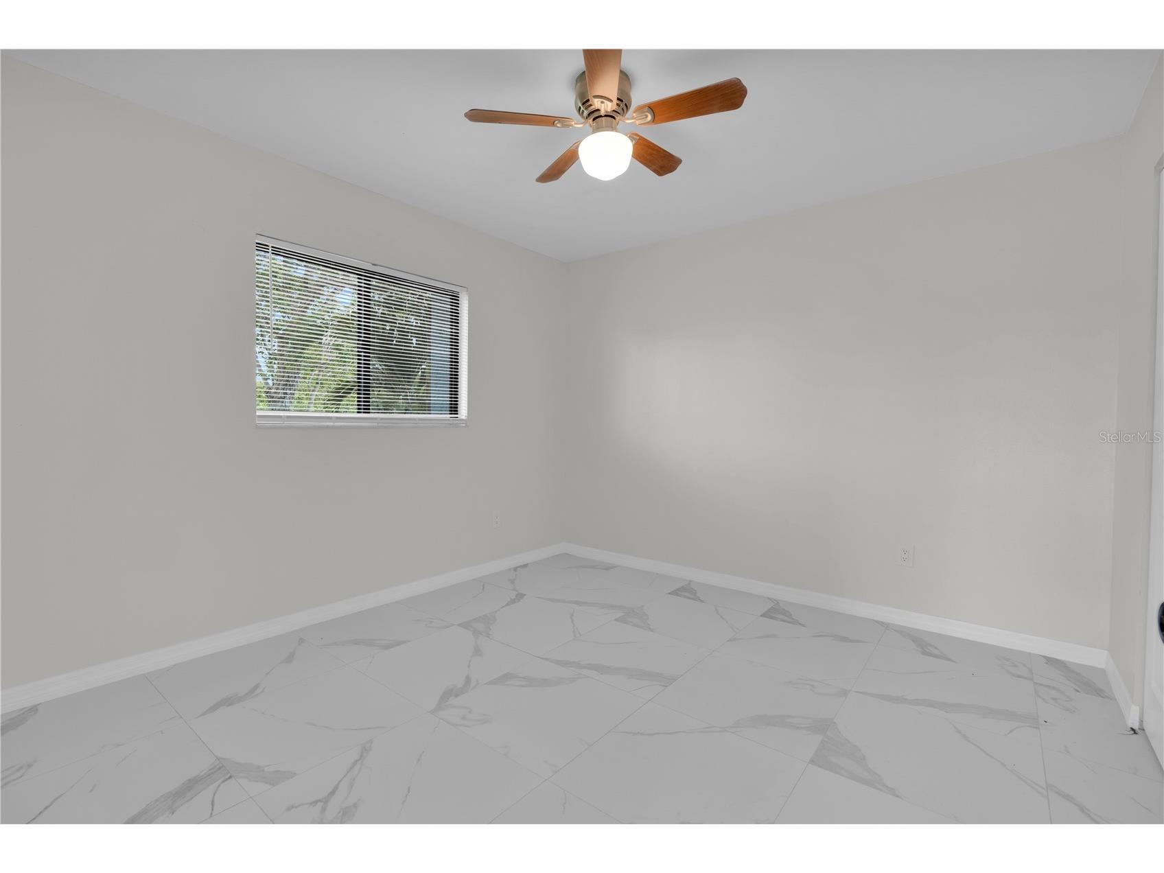  Englewood FL 34224 C7526878 image18
