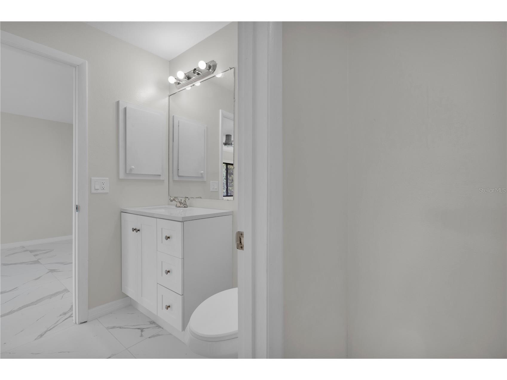  Englewood FL 34224 C7526878 image24