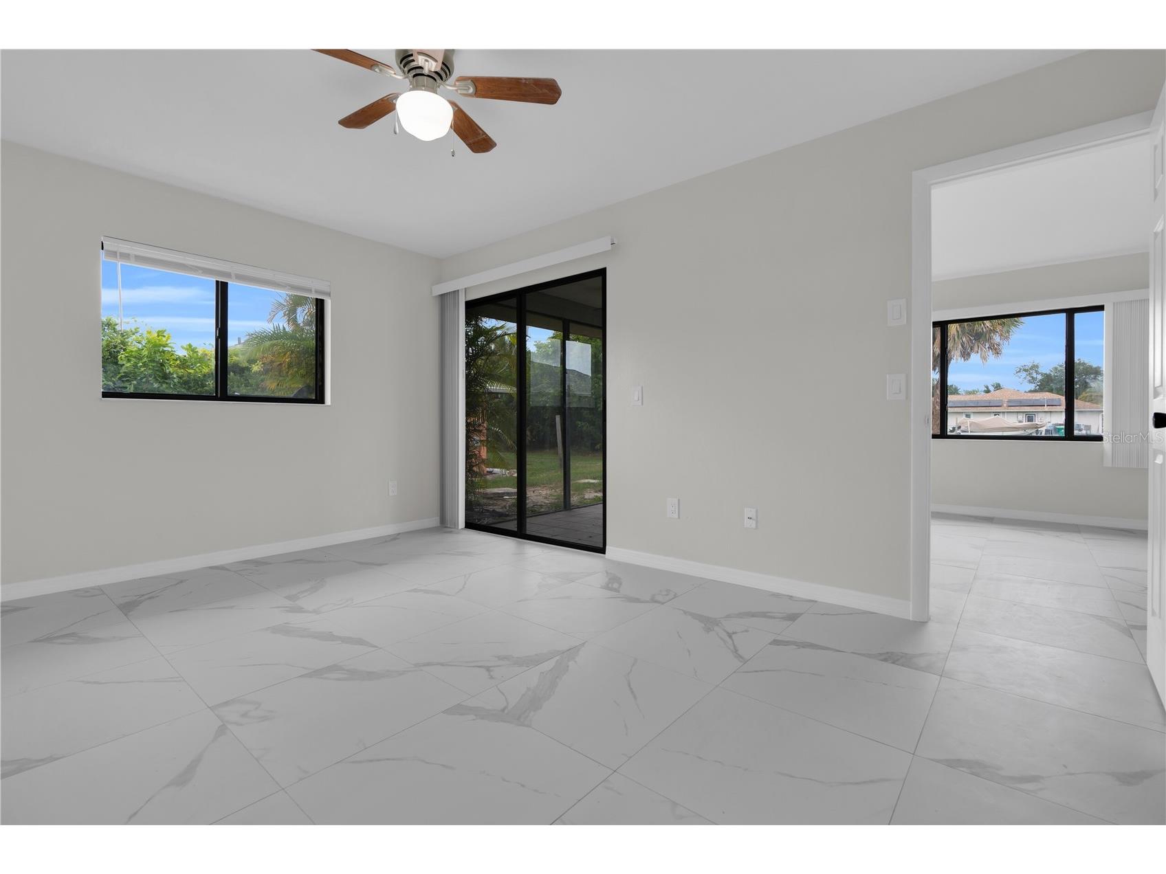  Englewood FL 34224 C7526878 image25