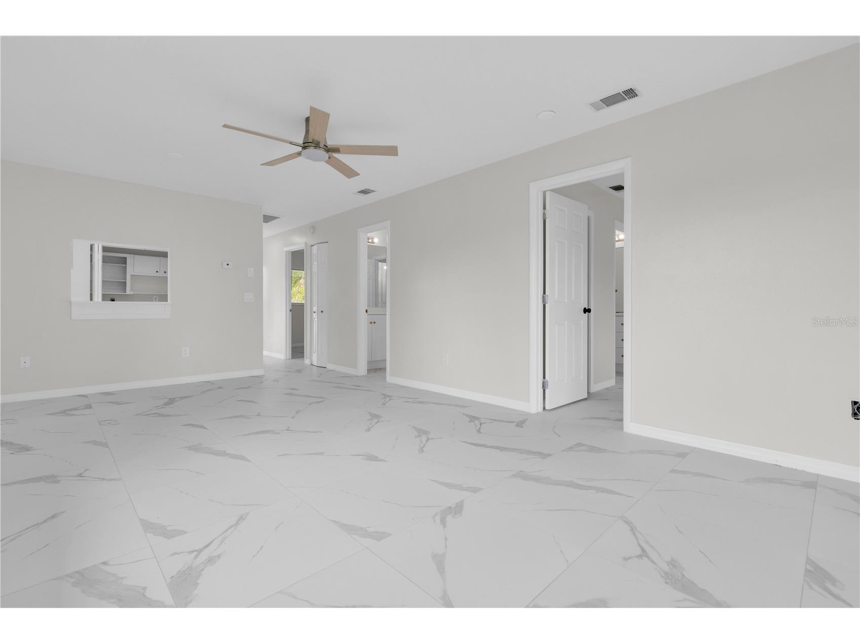  Englewood FL 34224 C7526878 image26