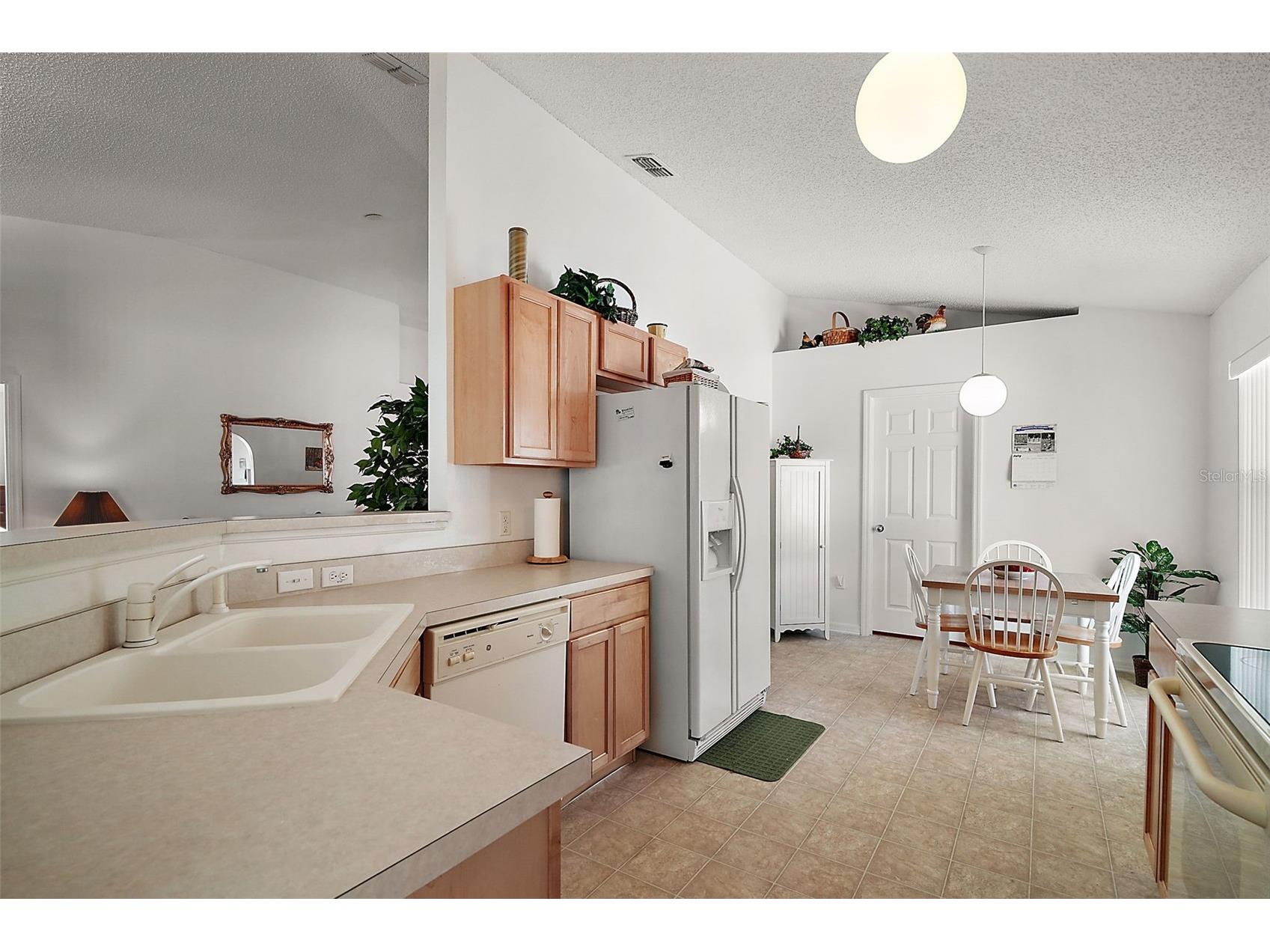  Eustis FL 32726 G5111696 image15