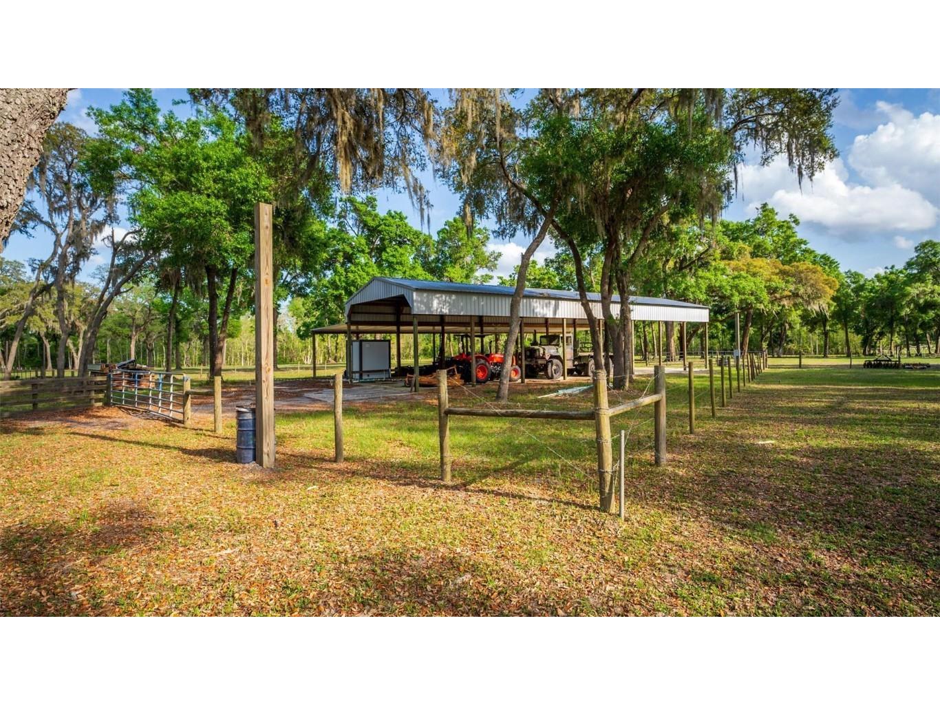 Fishermans Road Paisley FL 32767 - LAKE LULU AND LAKE AKRON O6297079 image52