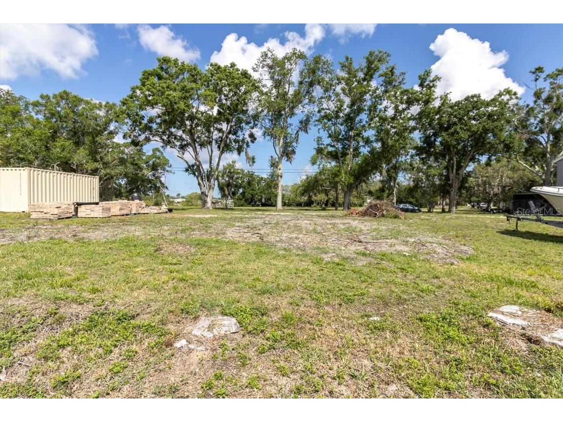 Flotilla Holiday FL 34690 W7875566 image7