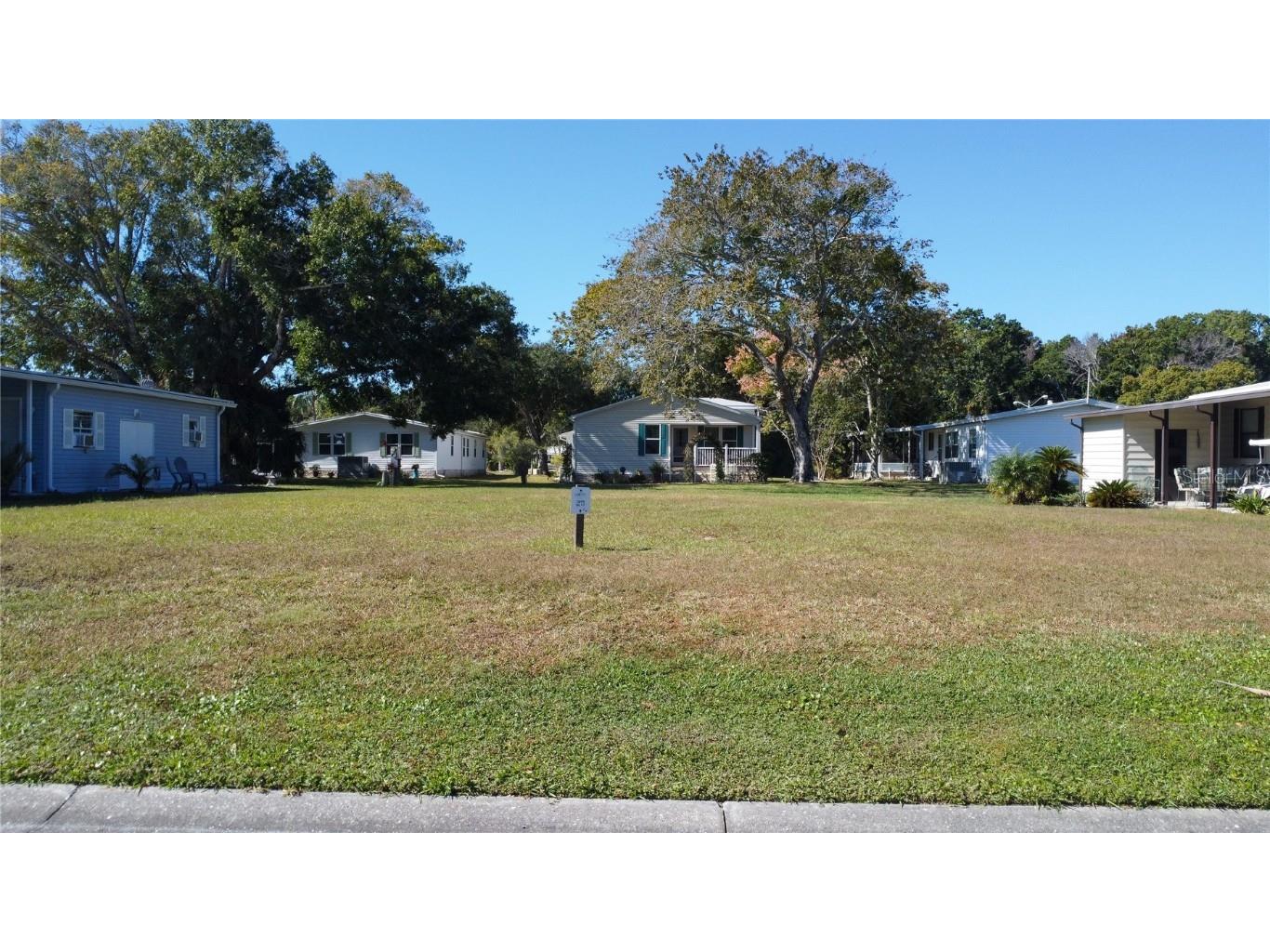 Forest Glenn Drive Spring Hill FL 34607 W7881240 image1