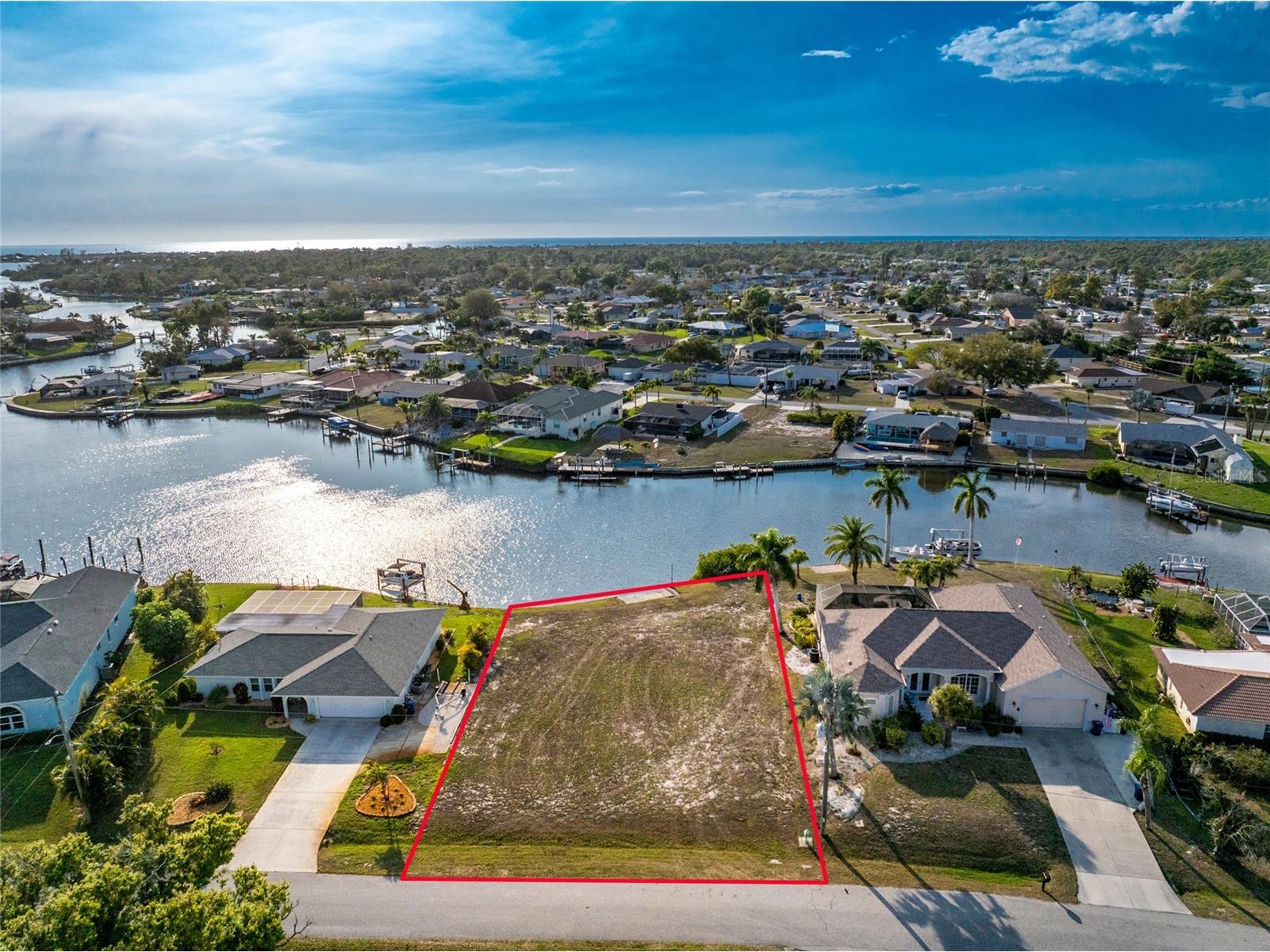 Forked Creek Drive Englewood FL 34223 D6146458 image1