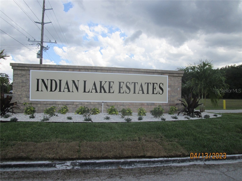 Fort Myers Drive Lake Wales FL 33898 - LAKE WALK IN WATER P4925332 image1