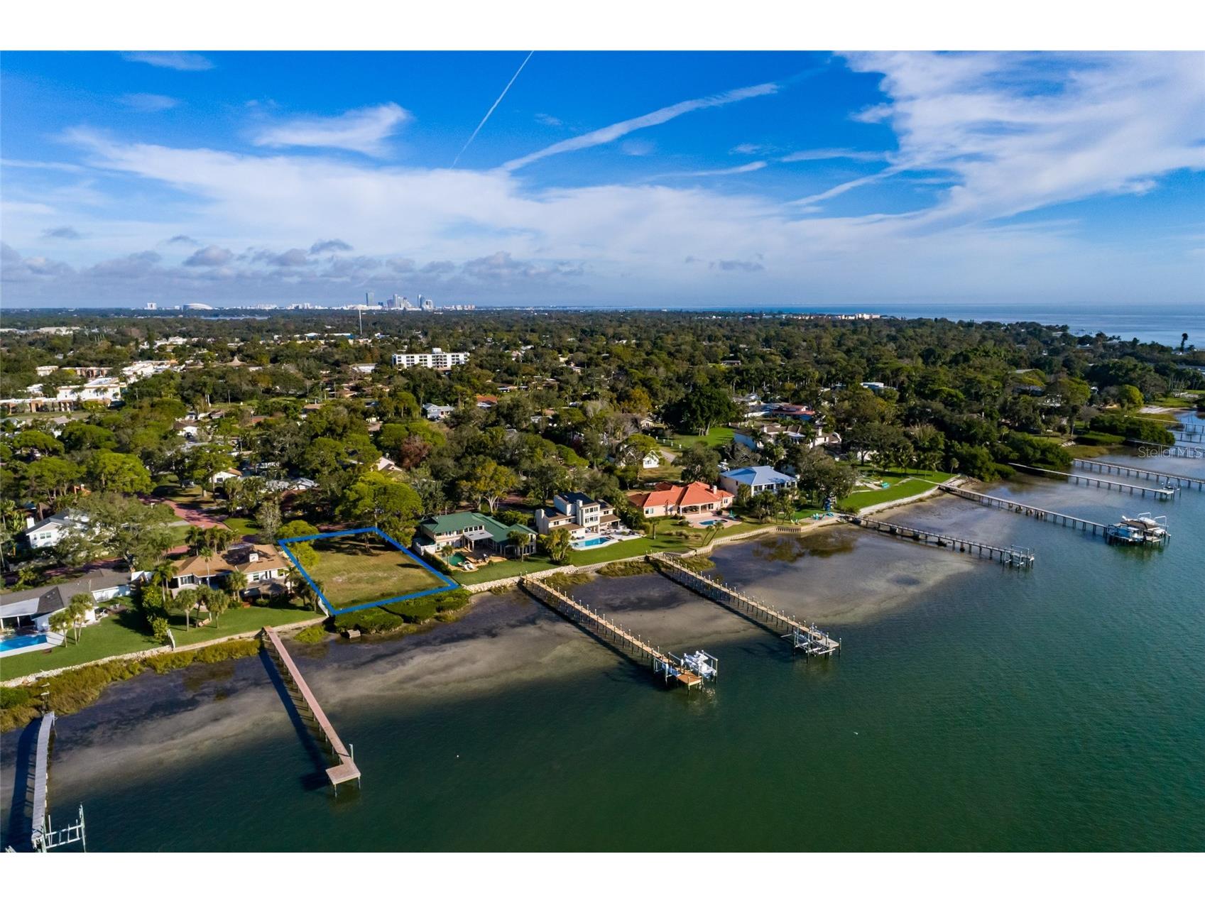 Friendly Way S Saint Petersburg FL 33705 TB8464198 image15