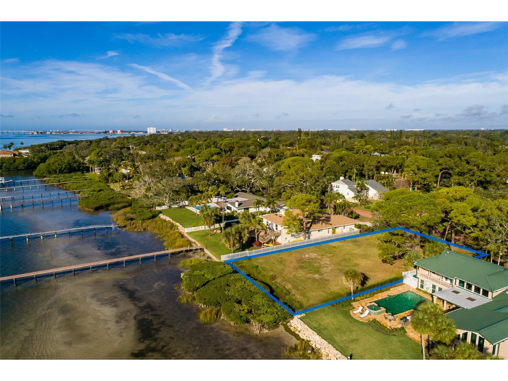 Friendly Way S Saint Petersburg FL 33705 TB8464198 image20